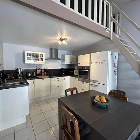 Maison Confortable A 300m De L'ocean Avec Terrasse Et Parking Privatif - Fr-1-224c-353 Ferienhaus
